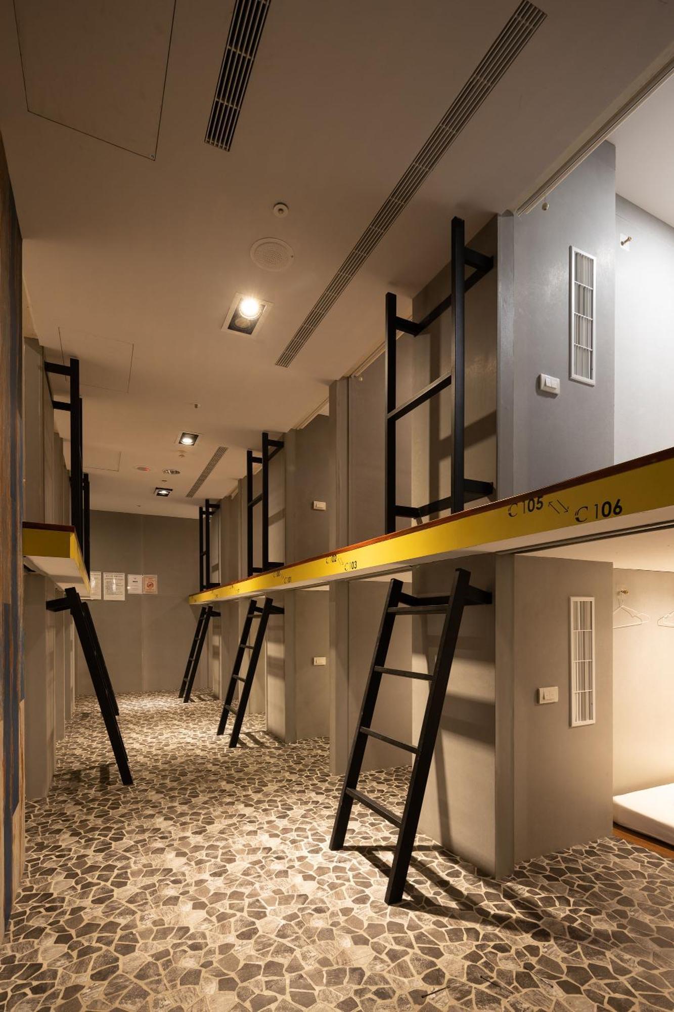 Ningcui Business Hotel Taichung Buitenkant foto