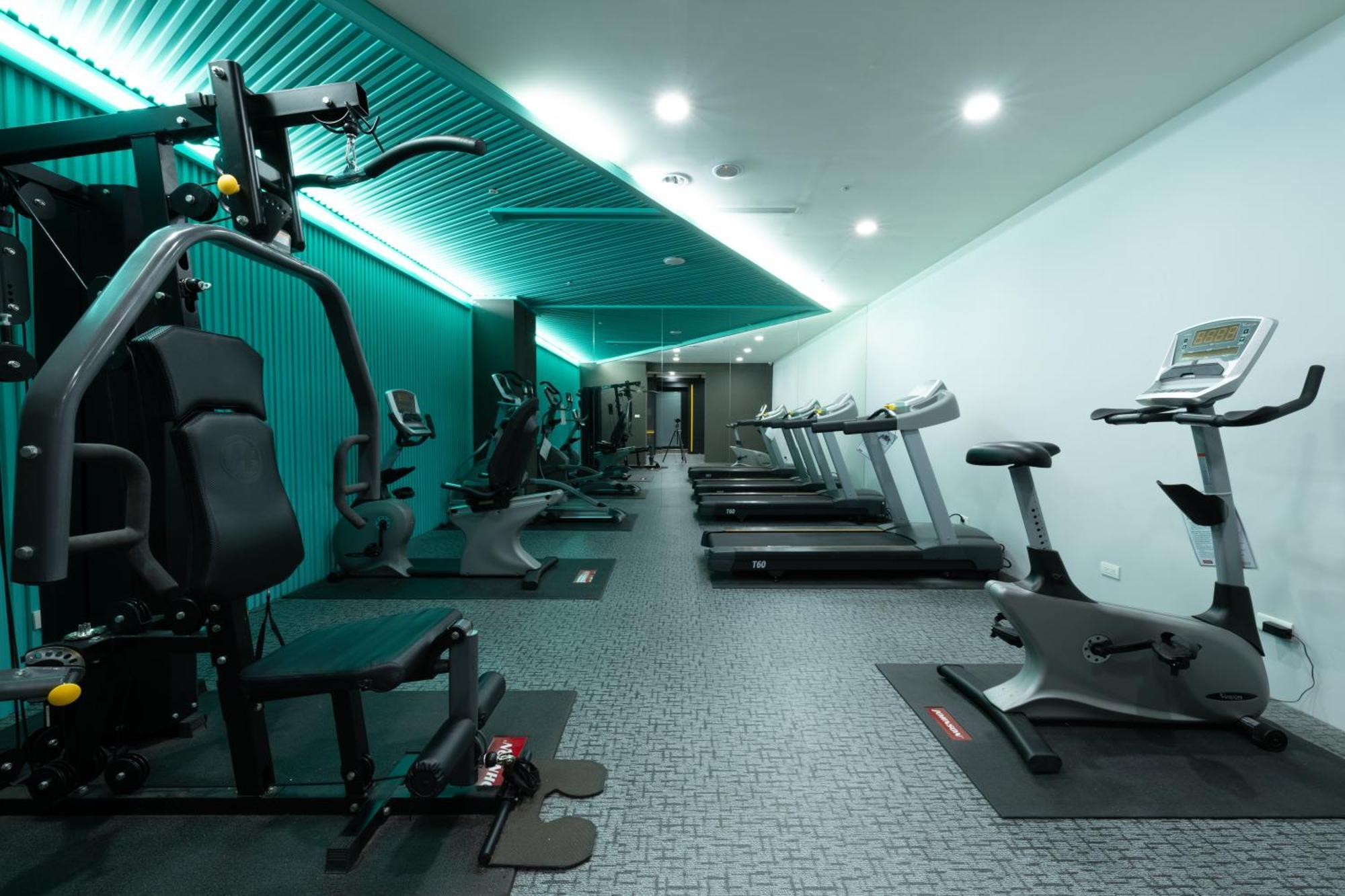 Ningcui Business Hotel Taichung Buitenkant foto