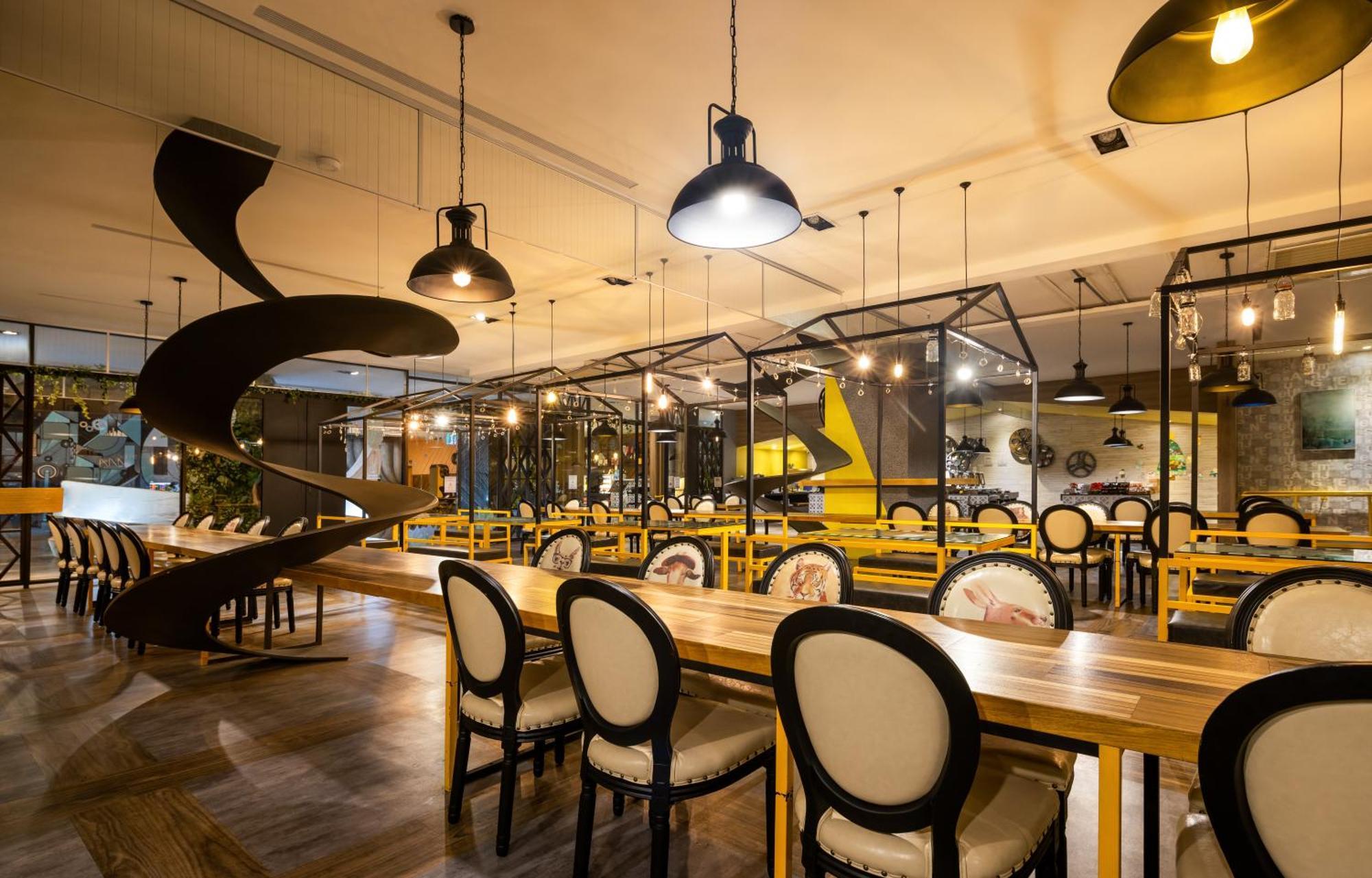 Ningcui Business Hotel Taichung Buitenkant foto