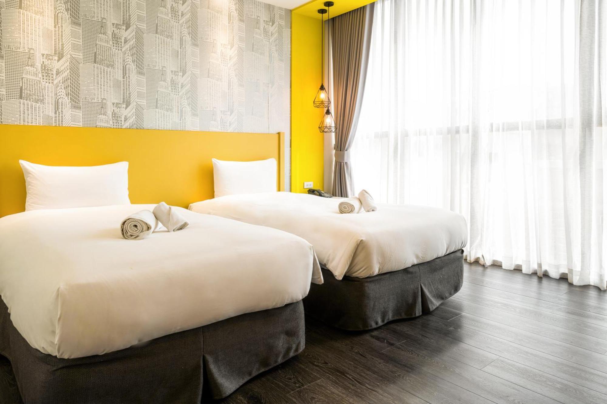 Ningcui Business Hotel Taichung Buitenkant foto